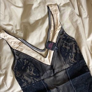 BEBE extra small skin tight top